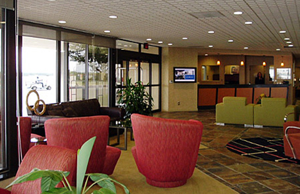 Atlanta had this space that needed to be redesigned. While it was mostly cosmetic, it created an intimate setting enjoyed by both customers and staff. 
